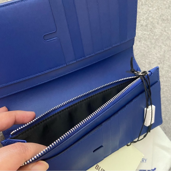 NWT $685 BURBERRY Cobalt Blue Long Folding Leather Wallet - Picture 8 of 12